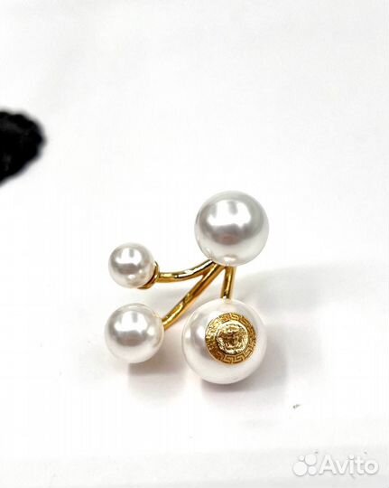 Серьги Versace