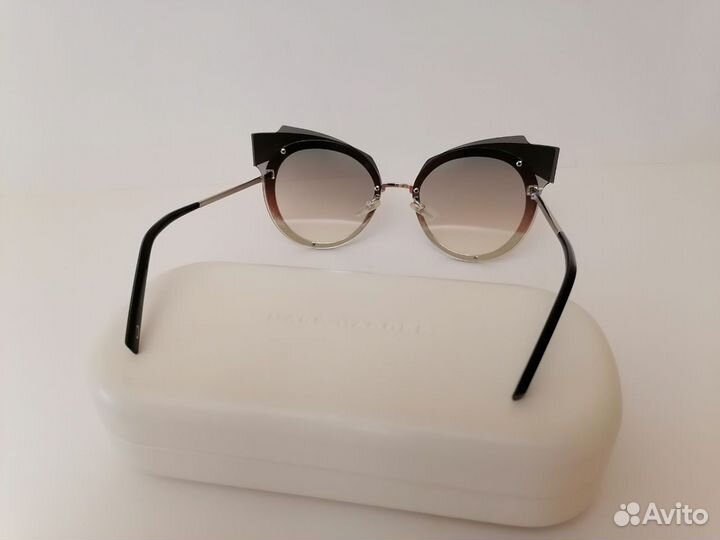 Солнцезащитные очки Marc Jacobs