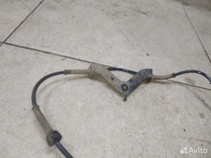 Датчик ABS задний Nissan Qashqai J10