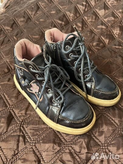 Ботинки для девочки