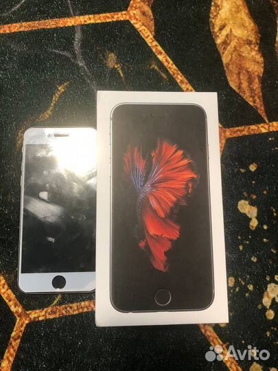 iPhone 6S, 32 ГБ
