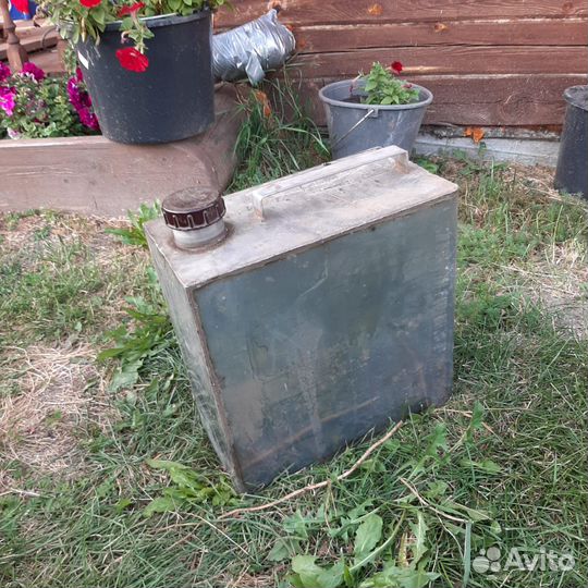 Канистра из нержавеющей стали