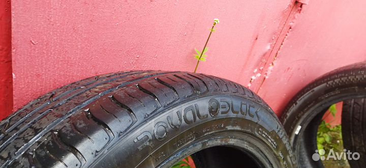 Royal Black Royal Performance 225/45 R17