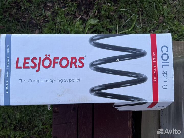 Задняя стойка на Opel Zafira новая