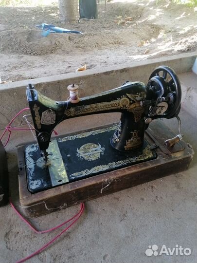 Швейная машинка