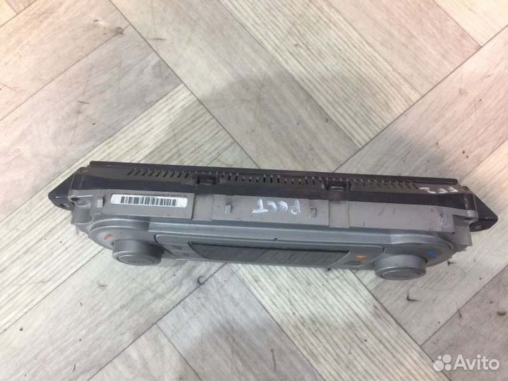 Блок управления климатом Ford Focus 2