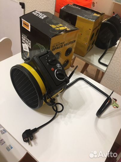 Обогреватель тепловая пушка новая