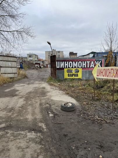 Машиноместо, > 30 м²