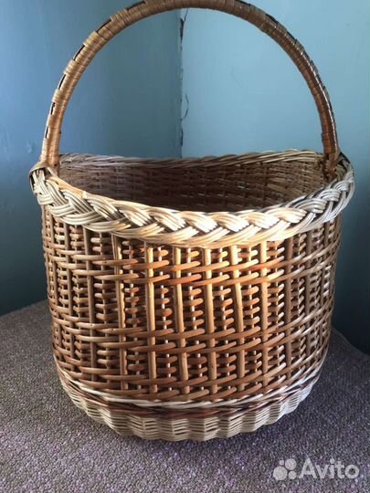 Корзина плетеная с ручкой
