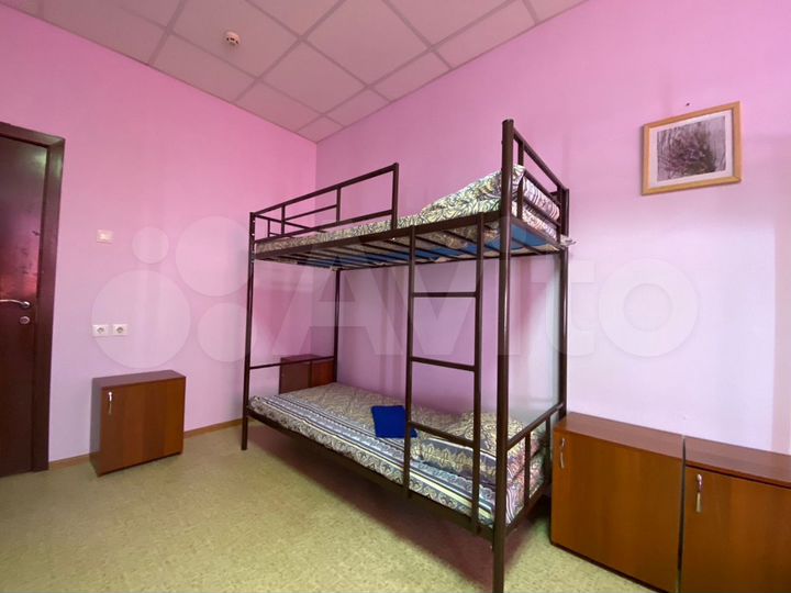 Комната 42 м², 5/5 эт.