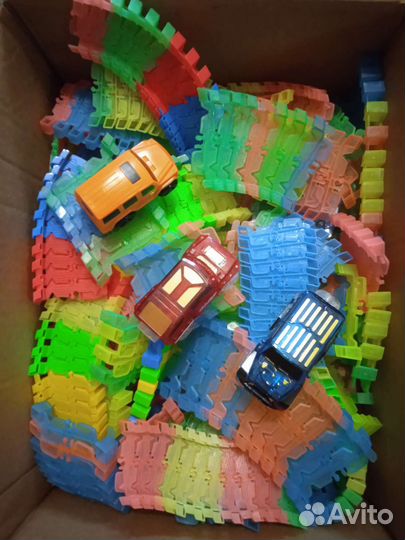 Hot Weels (трек)