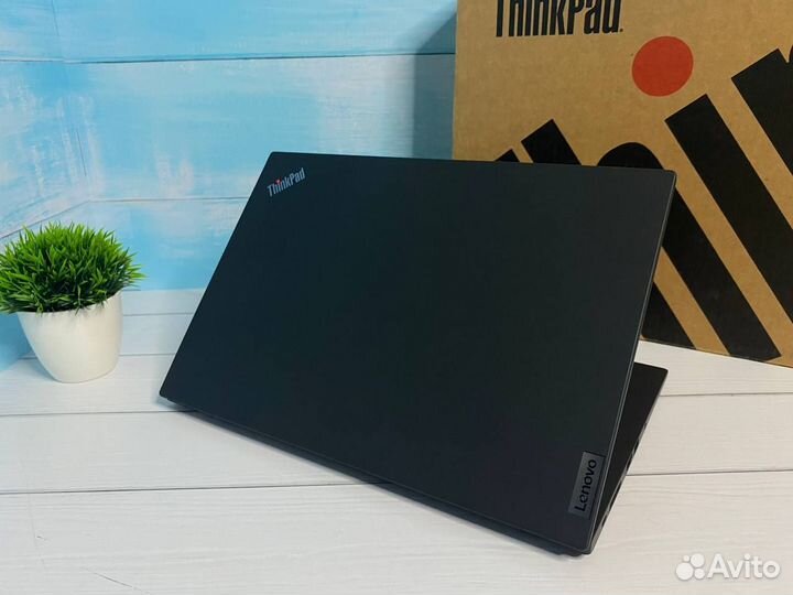 Lenovo ThinkPad T14s Gen 2 I5-1134G7 16-512