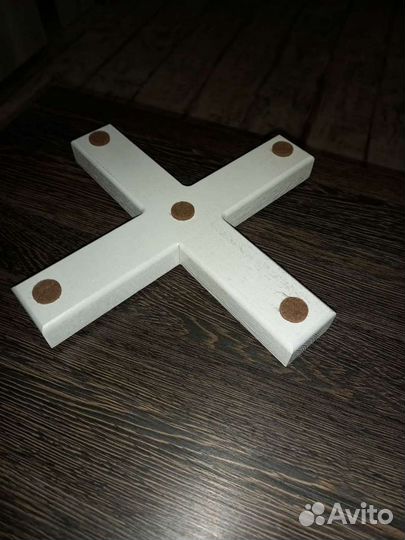 Крестовина подставка для ели из массива ясеня