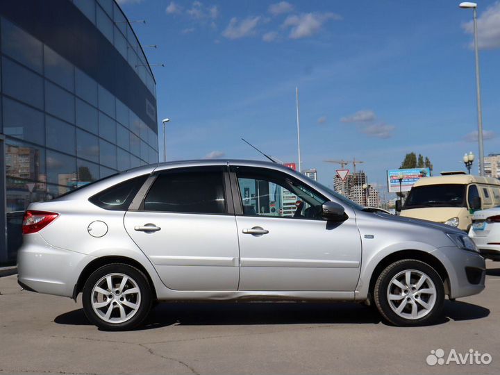 LADA Granta 1.6 МТ, 2015, 77 769 км