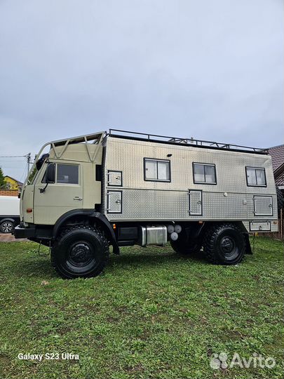 Прицеп-дача Нефаз Нефаз VIP, 2009