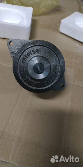 Водяной насос Hitachi zx26u-5a