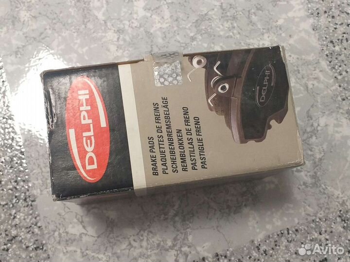 Тормозные колодки передние Ford Transit 2000-2006