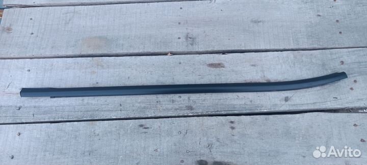 Уплотнитель переднего правого стекла Киа Церато 2