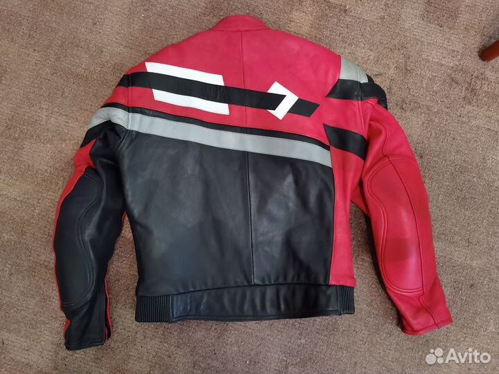 Мотокуртка кожаная мужская IXS