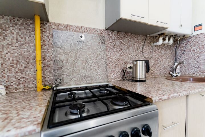 2-к. квартира, 45 м², 2/4 эт.