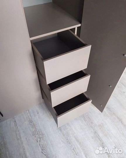 Функциональный шкаф