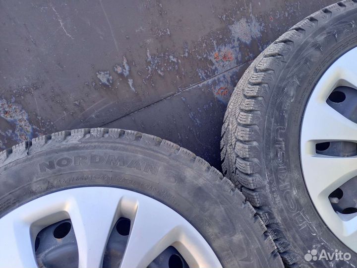 R15 Nokian Tyres Nordman 5 185/65, PCD 4x100 DIA 54.1