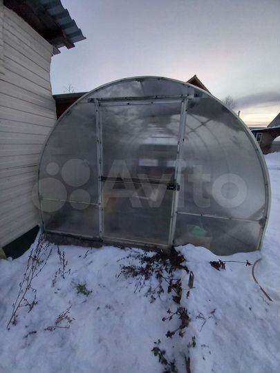 Дом 96 м² на участке 5 сот.