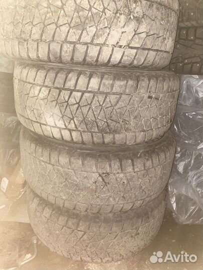 Bridgestone Blizzak DM-V2 255/55 R18 109T