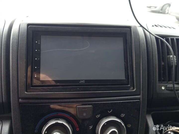 Автомагнитолла 2 din JVC M24BT