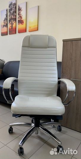 Кожанное кресло Samurai KL-1.04