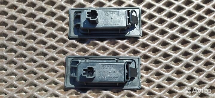 Подсветка номерного знака VAG 5NA943021