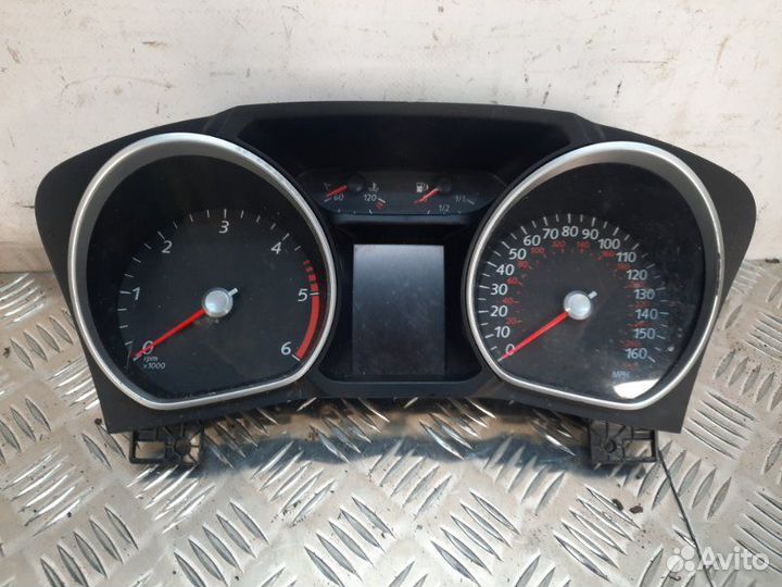 Щиток приборов (приборная панель) Ford Mondeo