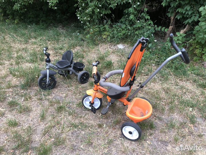 Трехколесный велосипед с ручкой