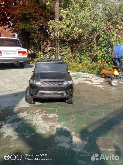 Детский электромобиль джип