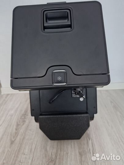 Холодильник Mercedes Benz GLS X167 Мaybach