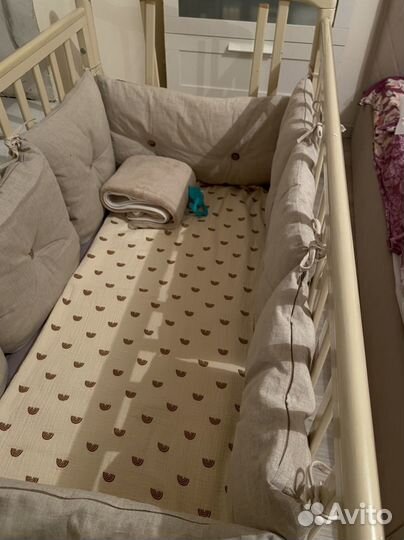 Бортики в кроватку из льна