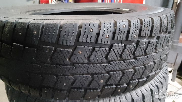 Viatti Vettore Inverno V-524 215/65 R16C 109R