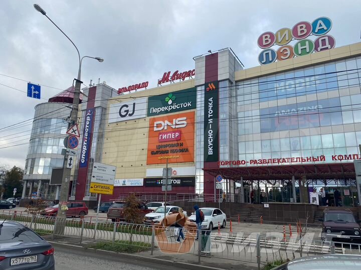 Торговая площадь на цокольном этаже