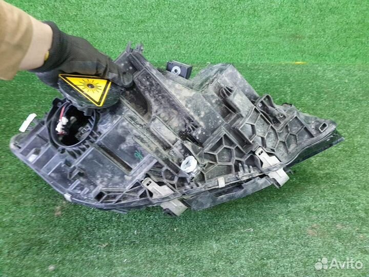 Фара левая BMW 3-Series