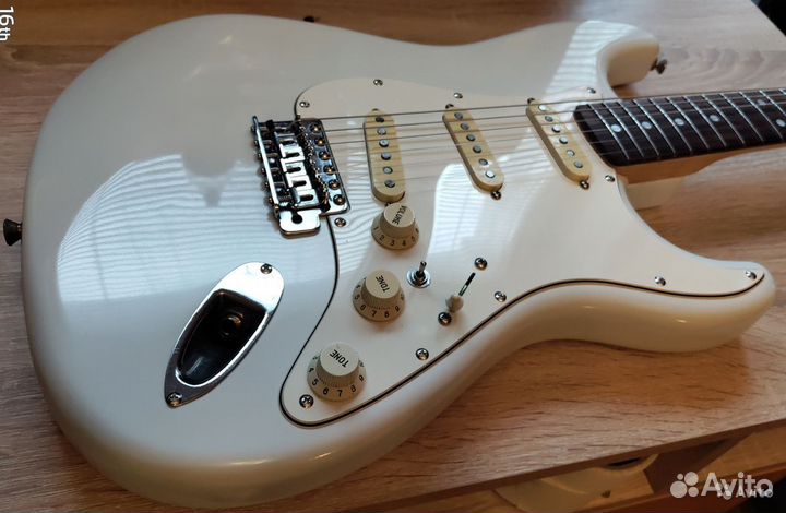 Fender stratocaster ST72
