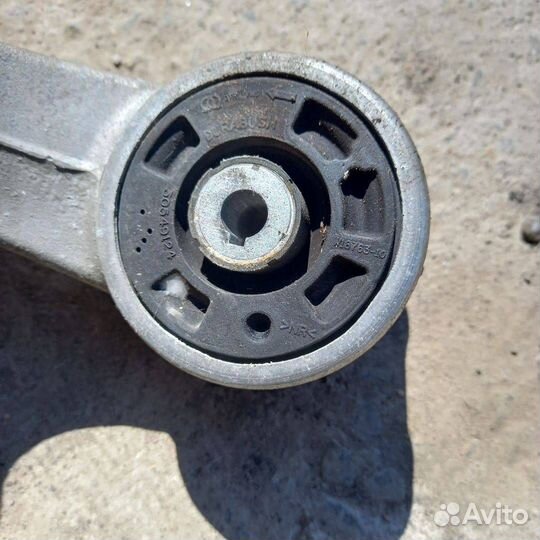 Рычаг задний правый Alfa Romeo Stelvio 949 2018