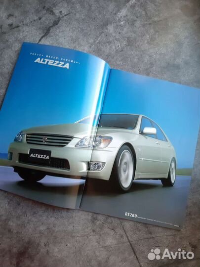 Дилерский каталог Toyota Altezza