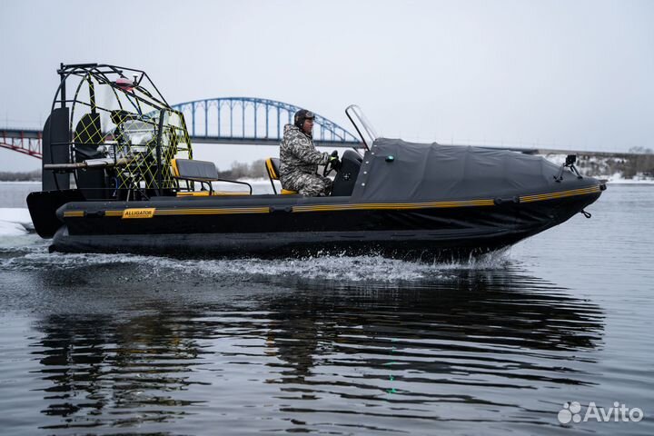 Аэролодка alligator 590 130 л.с с доп. освещением