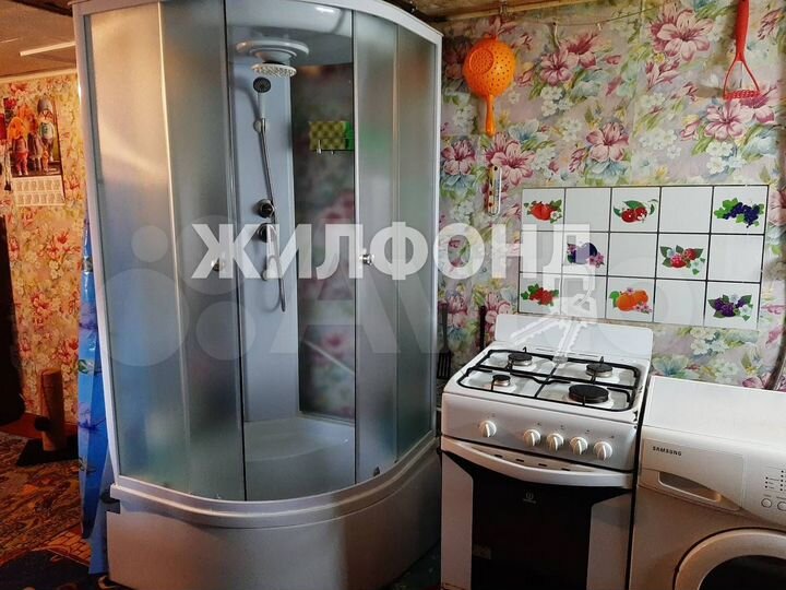 Дом 99,7 м² на участке 4 сот.