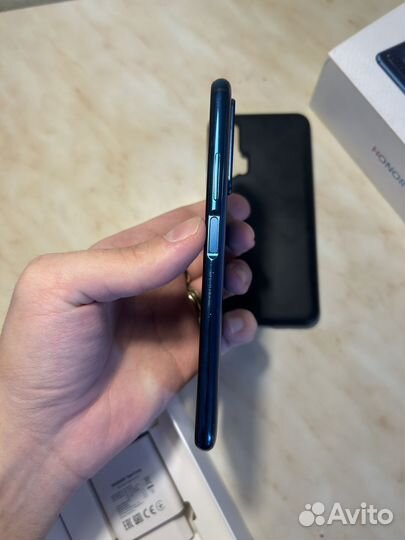 HONOR 20 Pro, 8/256 ГБ