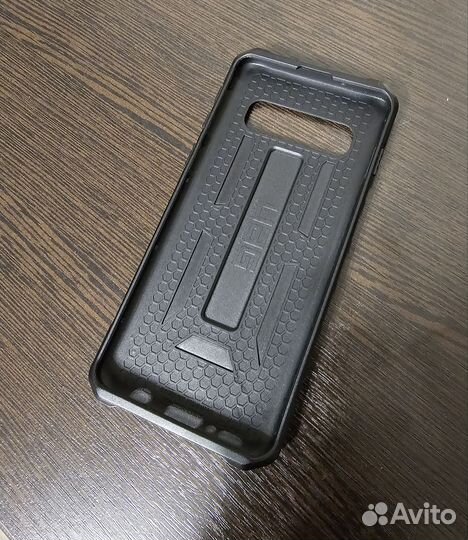 Чехол UAG Pathfinder на Samsung galaxy s10