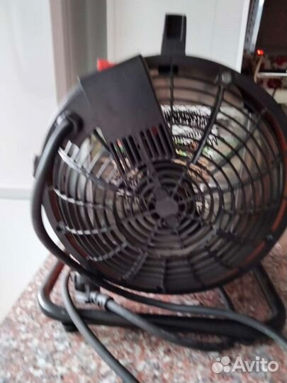 Тепловой вентилятор электроический