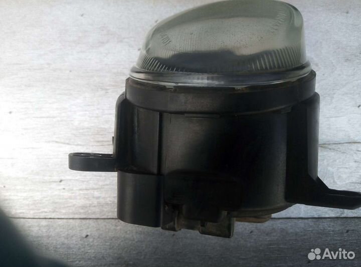 Противотуманка левая Passat CC