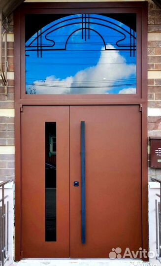 Входная дверь для дома