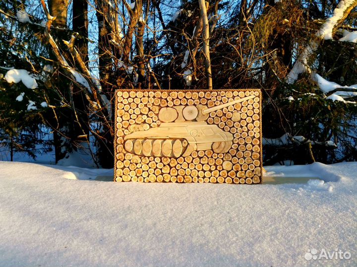 Панно с танком